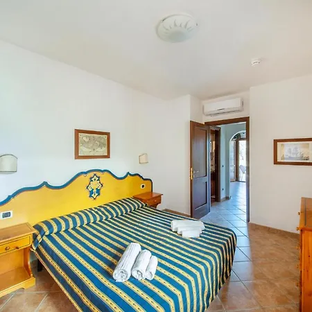 Bilo 4 Giardino Lejlighed Golfo Aranci